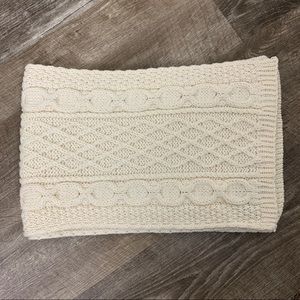 ARAN SWEATER MARKET Kenny Cable Knit Wool Scarf